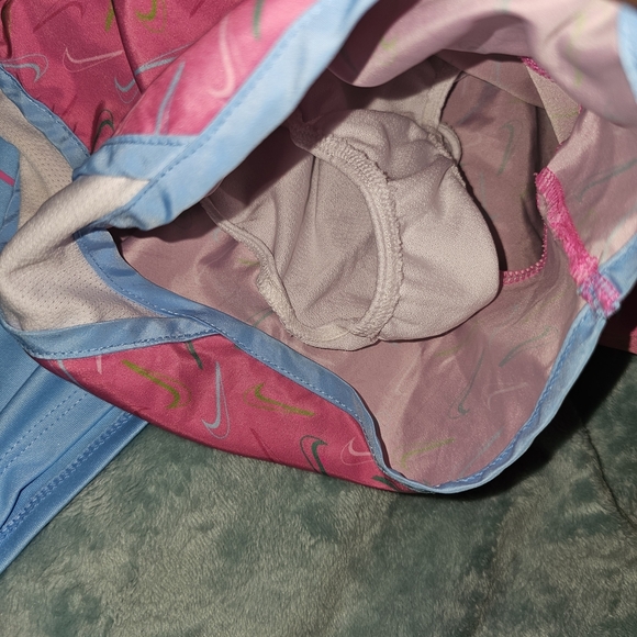 Nike Blue and Pink Rashguard Matching Set - Picture 6 of 10